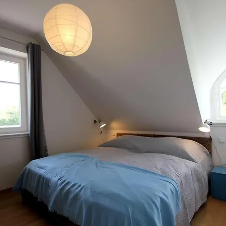 Wassernahes Mit Meerblick Und Schwimmbadnutzung In Sellin - Rohrweihe Σπίτι διακοπών Gager