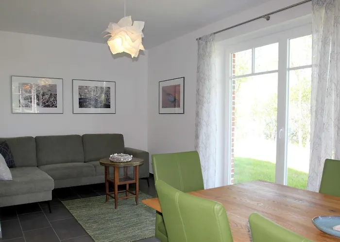 Prázdninový dům Wassernahes Mit Meerblick Und Schwimmbadnutzung In Sellin - Rohrweihe